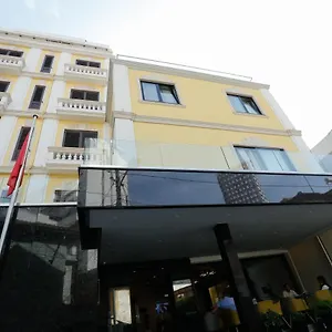 Oxford Hotel Tirana